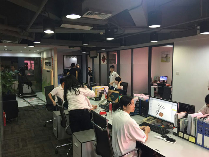 旭佳實(shí)業(yè)中銀大廈辦公室2